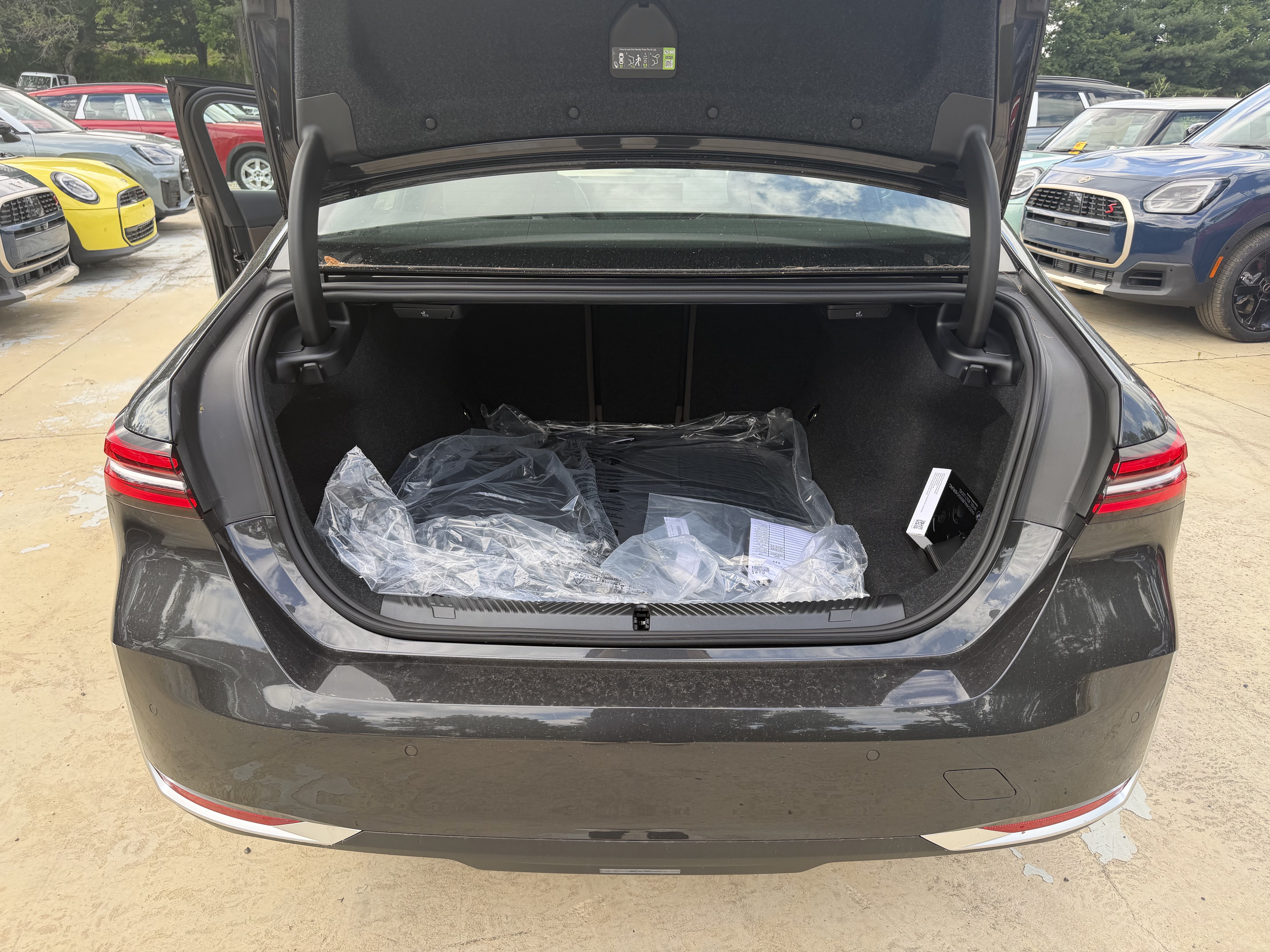 New 2027 BMW 530i xDrive AWD/4WD image 7