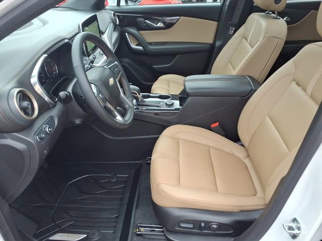 Certified 2025 Chevrolet Blazer Premier w/ Driver Confidence II Package AWD/4WD image 17