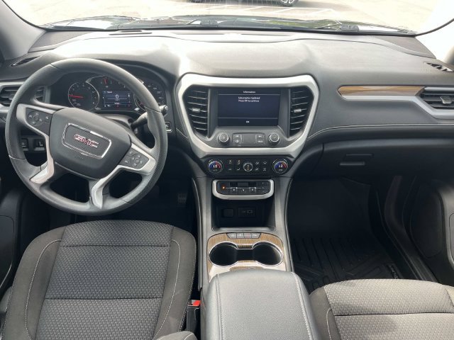 Used 2023 GMC Acadia SLE FWD image 15
