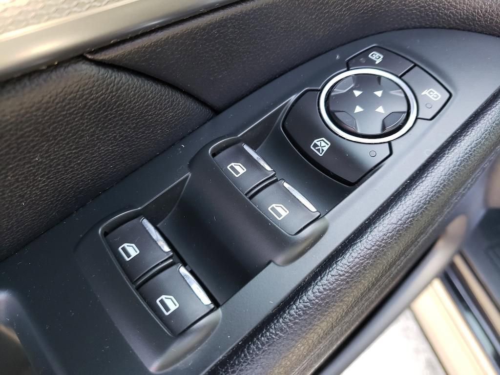 Used 2018 Ford Explorer XLT w/ Equipment Group 202A image 23