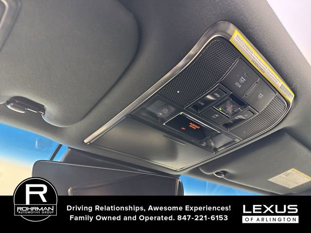 Used 2024 Lexus LX 600 4WD w/ Luxury Package image 11