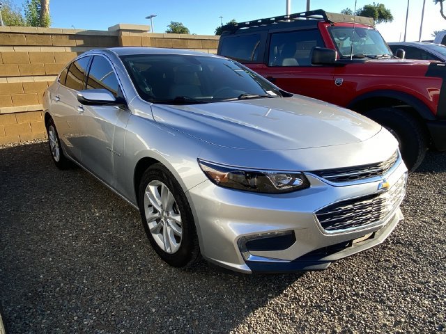 Used 2017 Chevrolet Malibu LT FWD image 5