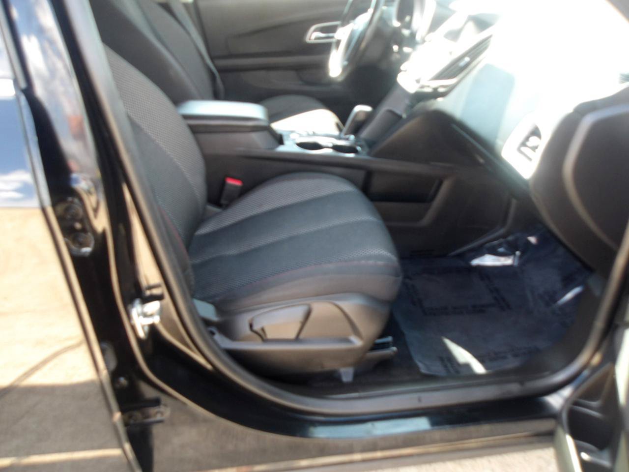 Used 2015 Chevrolet Equinox LT FWD image 10