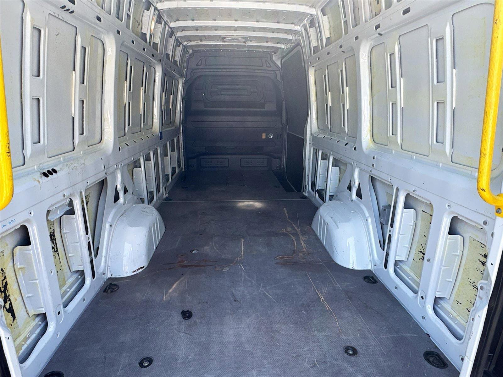 Used 2020 Mercedes-Benz Sprinter 2500 w/ Driver Convenience Package image 14