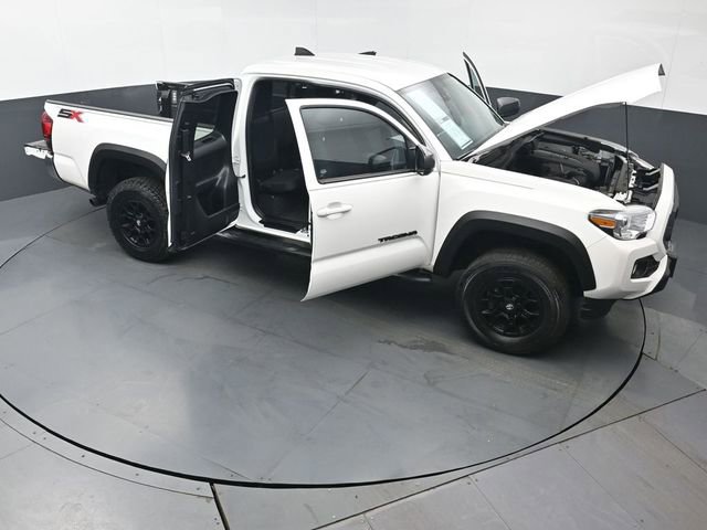 Used 2023 Toyota Tacoma SR5 AWD/4WD image 50