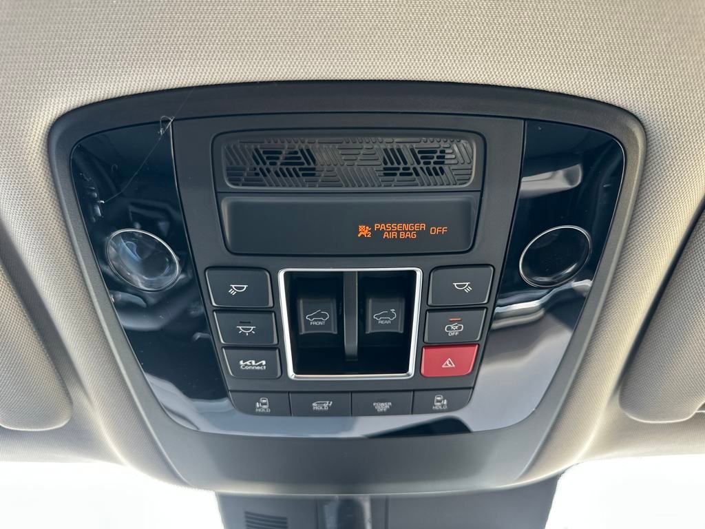 New 2025 Kia Carnival SX Prestige FWD image 39
