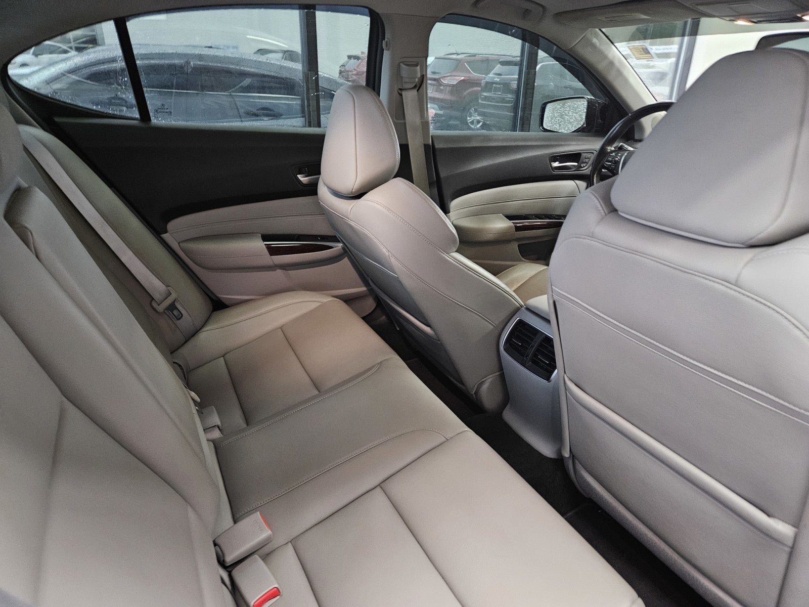 Used 2016 Acura TLX FWD image 11