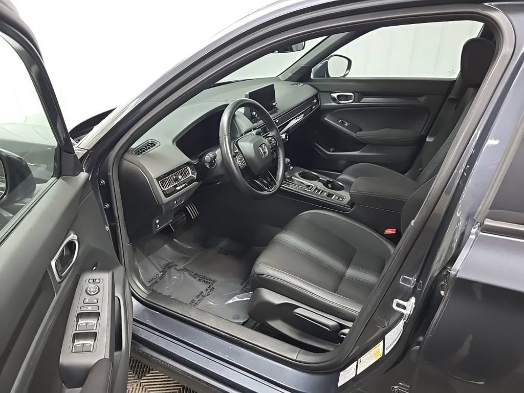 Used 2023 Honda Civic Sport image 28