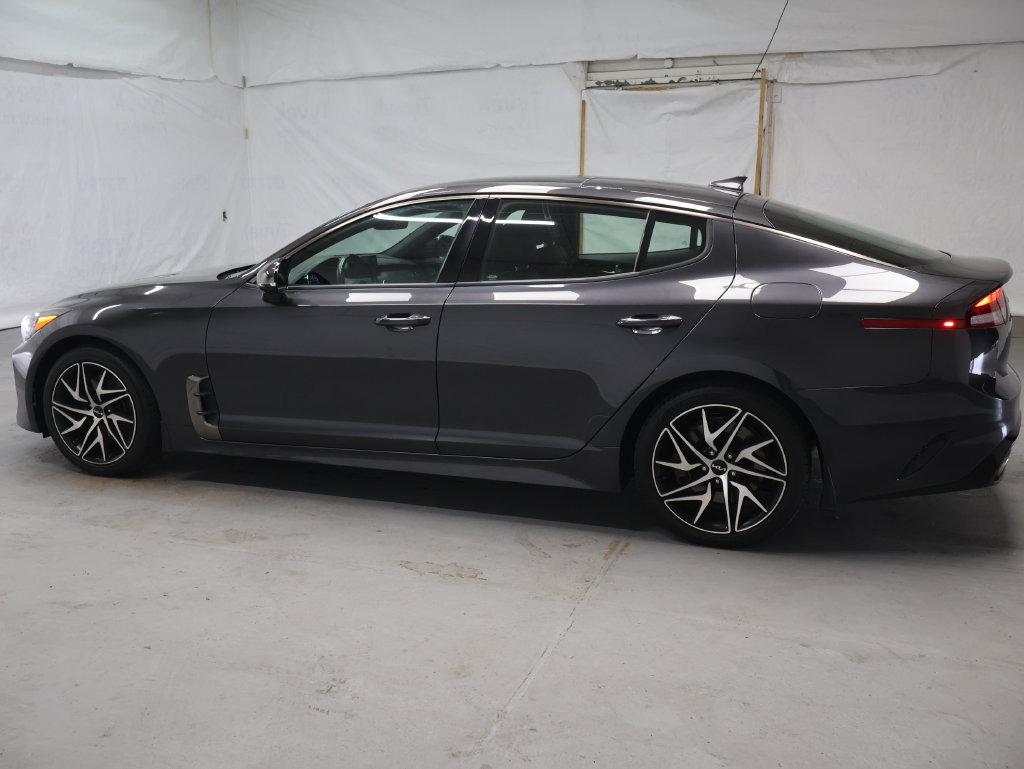 Used 2022 Kia Stinger GT-Line w/ Sun & Sound Package AWD/4WD image 4