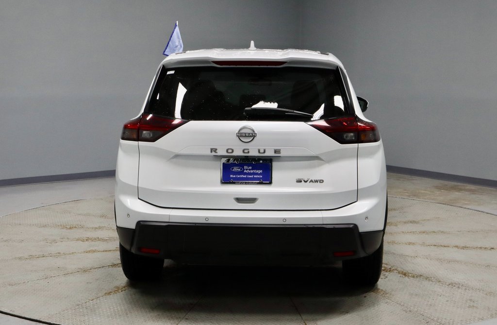Certified 2024 Nissan Rogue SV image 10
