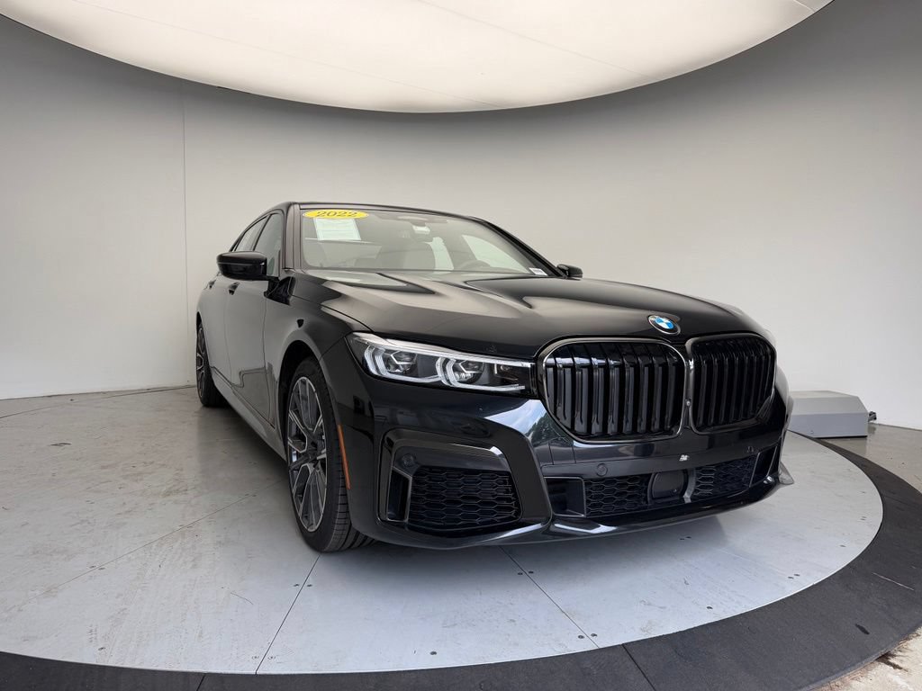 Used 2022 BMW 750Li xDrive AWD/4WD image 3