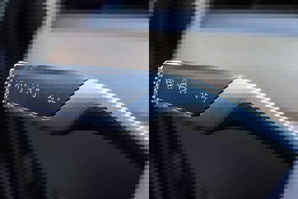 Used 2018 Tesla Model 3 Long Range image 20