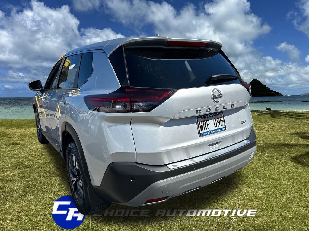Used 2022 Nissan Rogue SV image 5