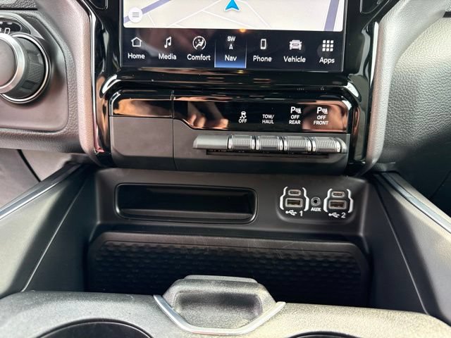 Used 2024 RAM 1500 Big Horn AWD/4WD image 29
