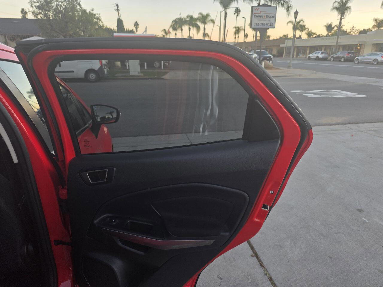 Used 2021 Ford EcoSport SE image 17