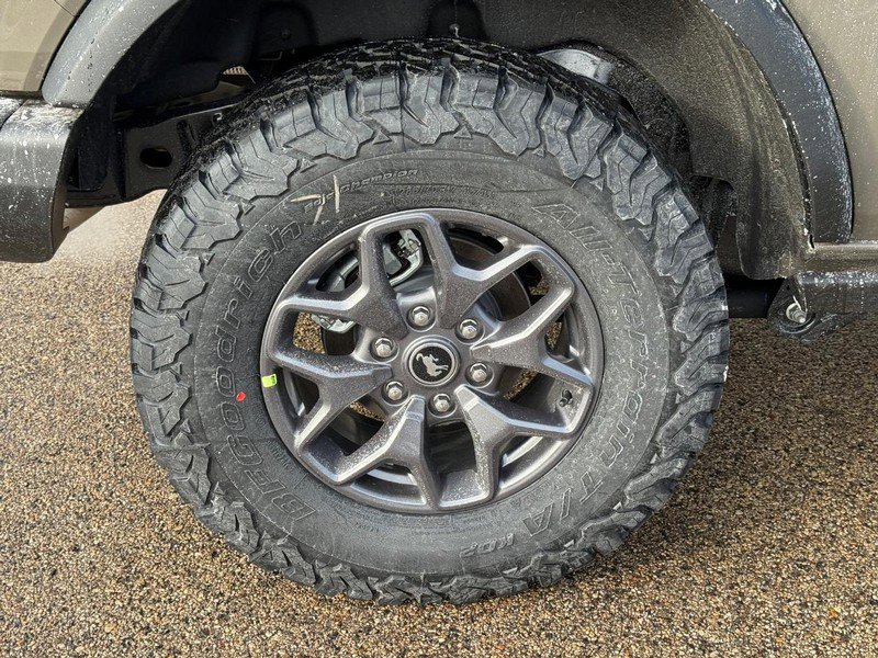 New 2025 Ford Bronco Badlands image 5