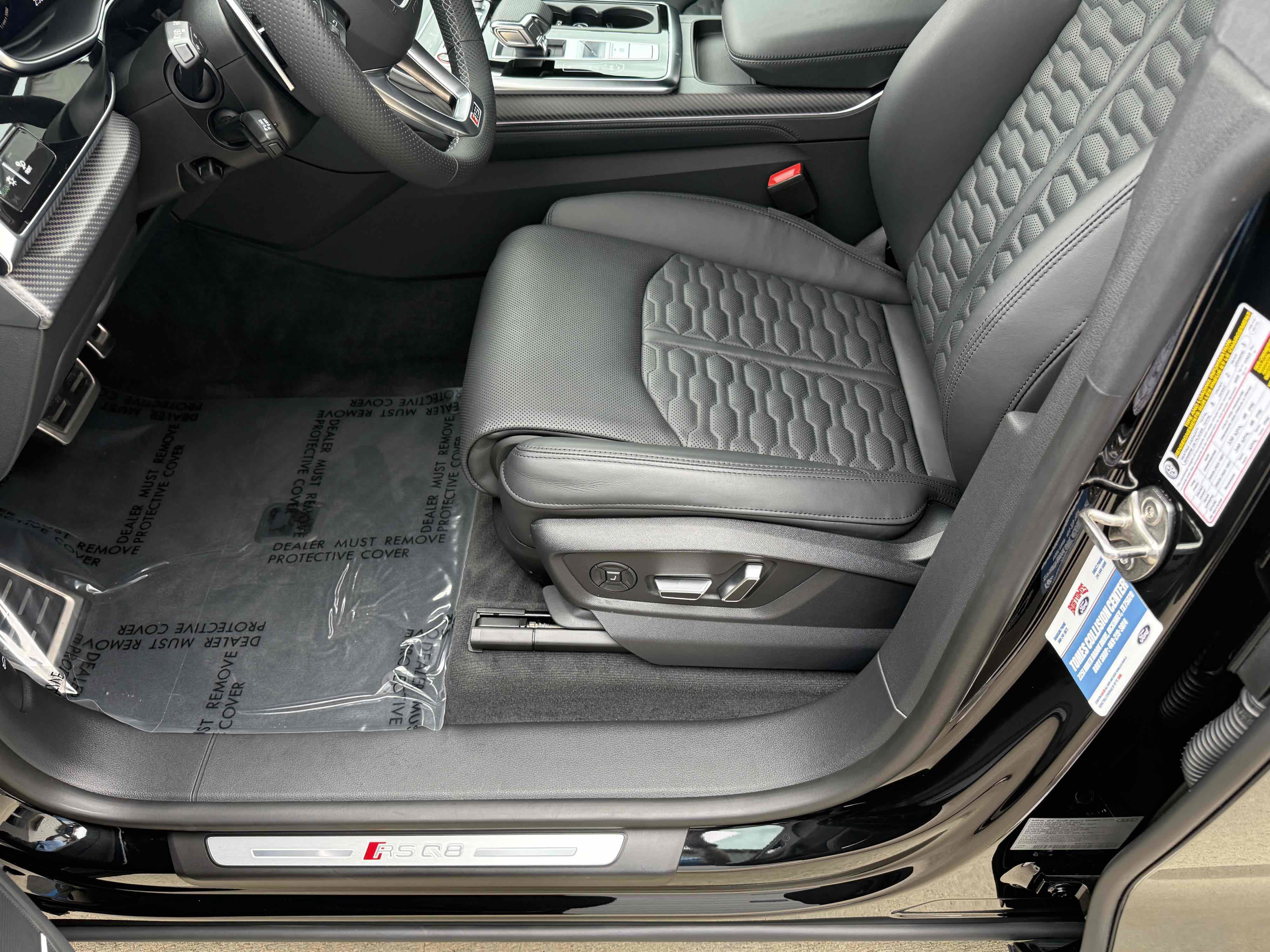 Used 2025 Audi RS Q8 performance image 24