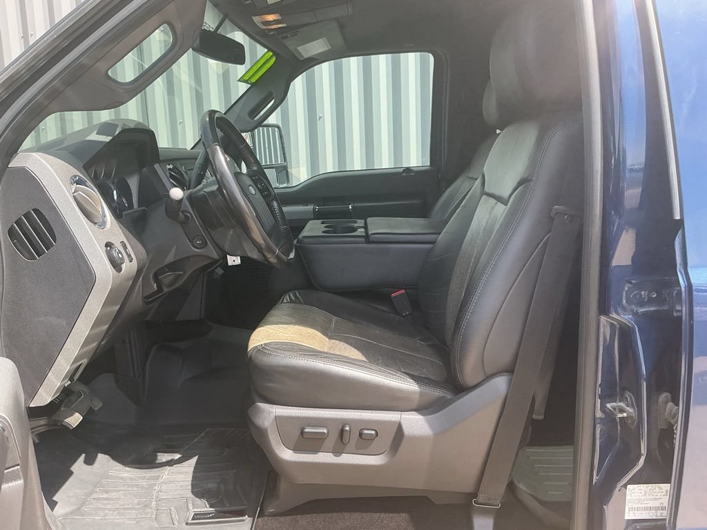 Used 2011 Ford F250 Lariat w/ Lariat Interior Pkg AWD/4WD image 9
