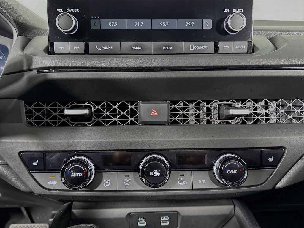 Certified 2023 Honda Accord EX image 18