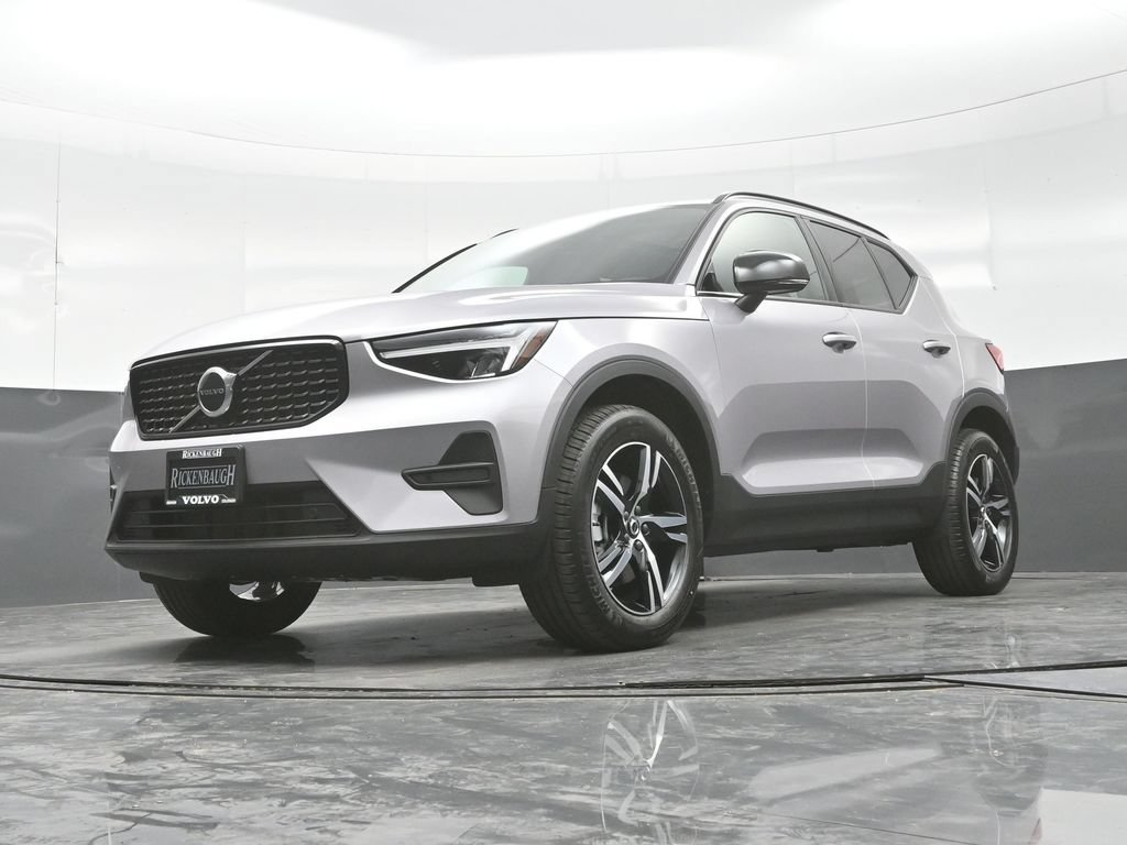 New 2026 Volvo XC40 B5 Core w/ Protection Package Premier AWD/4WD image 19