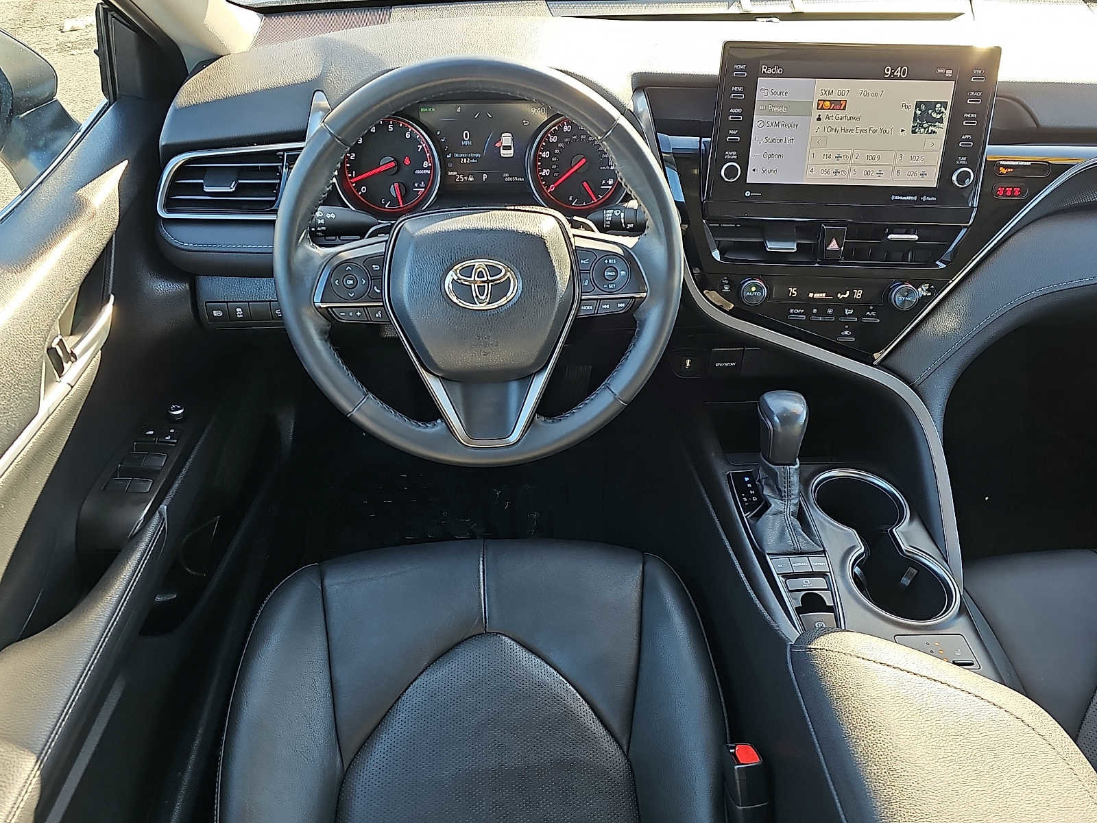 Used 2022 Toyota Camry XSE image 11