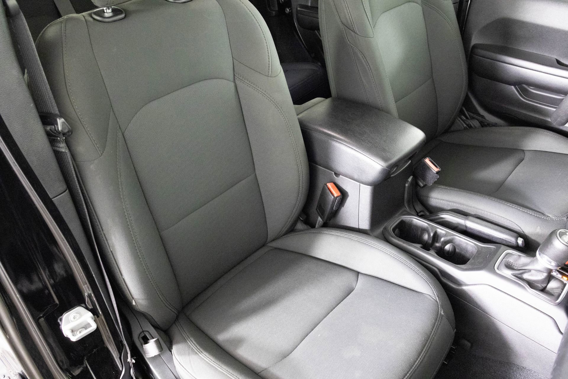 Used 2021 Jeep Wrangler Unlimited Willys image 41