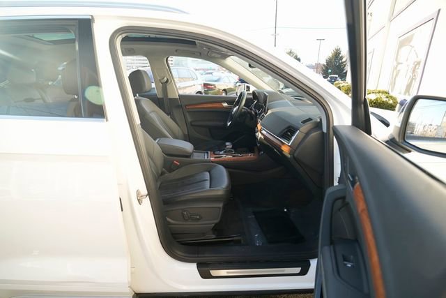 Used 2021 Audi Q5 2.0T Premium Plus AWD/4WD image 33