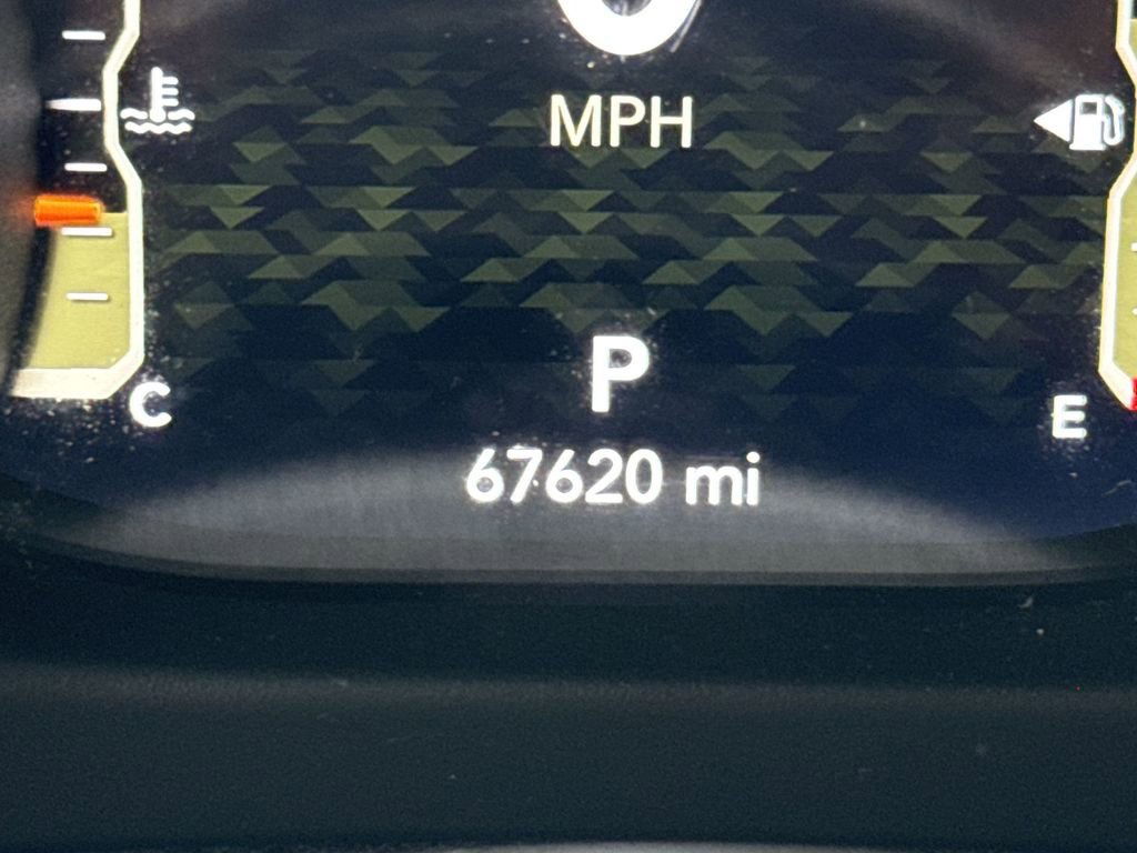 Used 2021 Jeep Gladiator Overland image 16