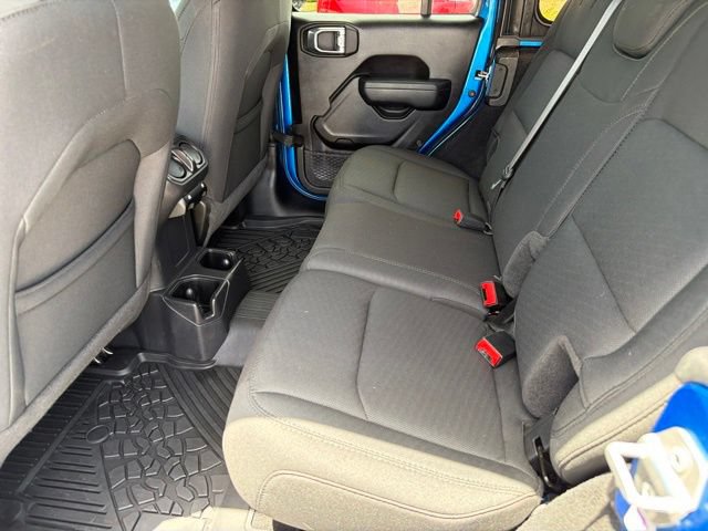 Used 2022 Jeep Wrangler Unlimited Sport AWD/4WD image 15