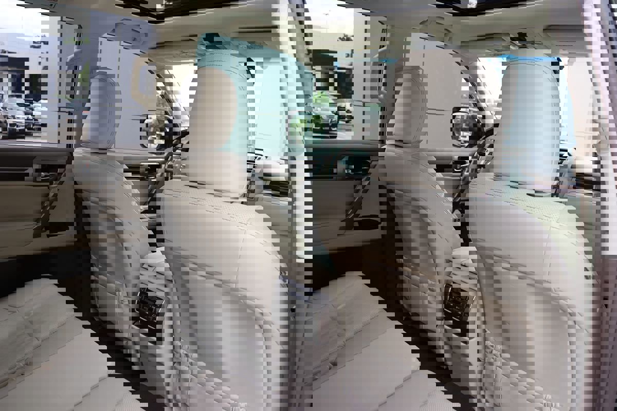 Used 2017 Lexus GX 460 Premium image 36