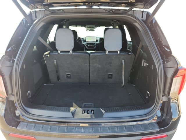 Certified 2025 Ford Explorer ST-Line image 19