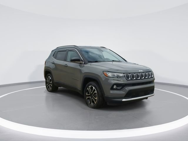 Used 2022 Jeep Compass Limited image 2