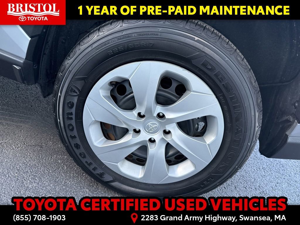 Certified 2025 Toyota RAV4 LE image 9
