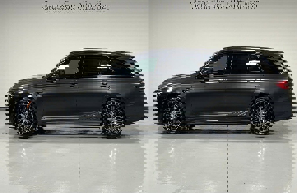 Used 2023 Mercedes-Benz E 63 AMG S image 2