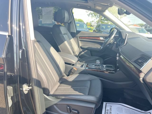 Used 2018 Audi Q5 2.0T Premium Plus w/ Premium Plus Package AWD/4WD image 28