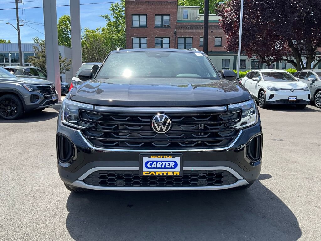 New 2025 Volkswagen Atlas Cross Sport SE image 3