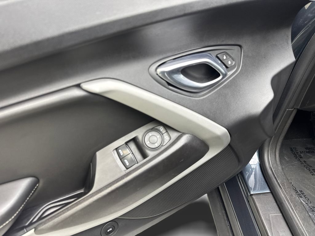 Used 2019 Chevrolet Camaro SS w/ LPO, Ground Effects Package image 33