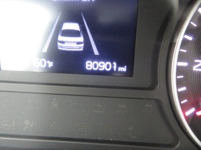 Used 2019 Kia Optima LX image 25