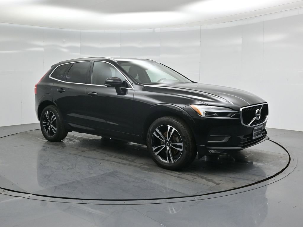 Used 2021 Volvo XC60 T5 Momentum w/ Premium Package image 25