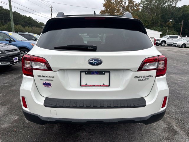 Used 2017 Subaru Outback 2.5i Premium AWD/4WD image 6