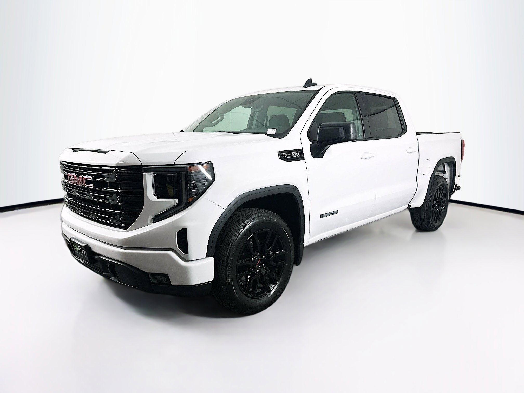 Used 2024 GMC Sierra 1500 Elevation image 3