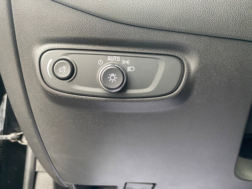 Used 2022 Chevrolet Equinox LT image 29