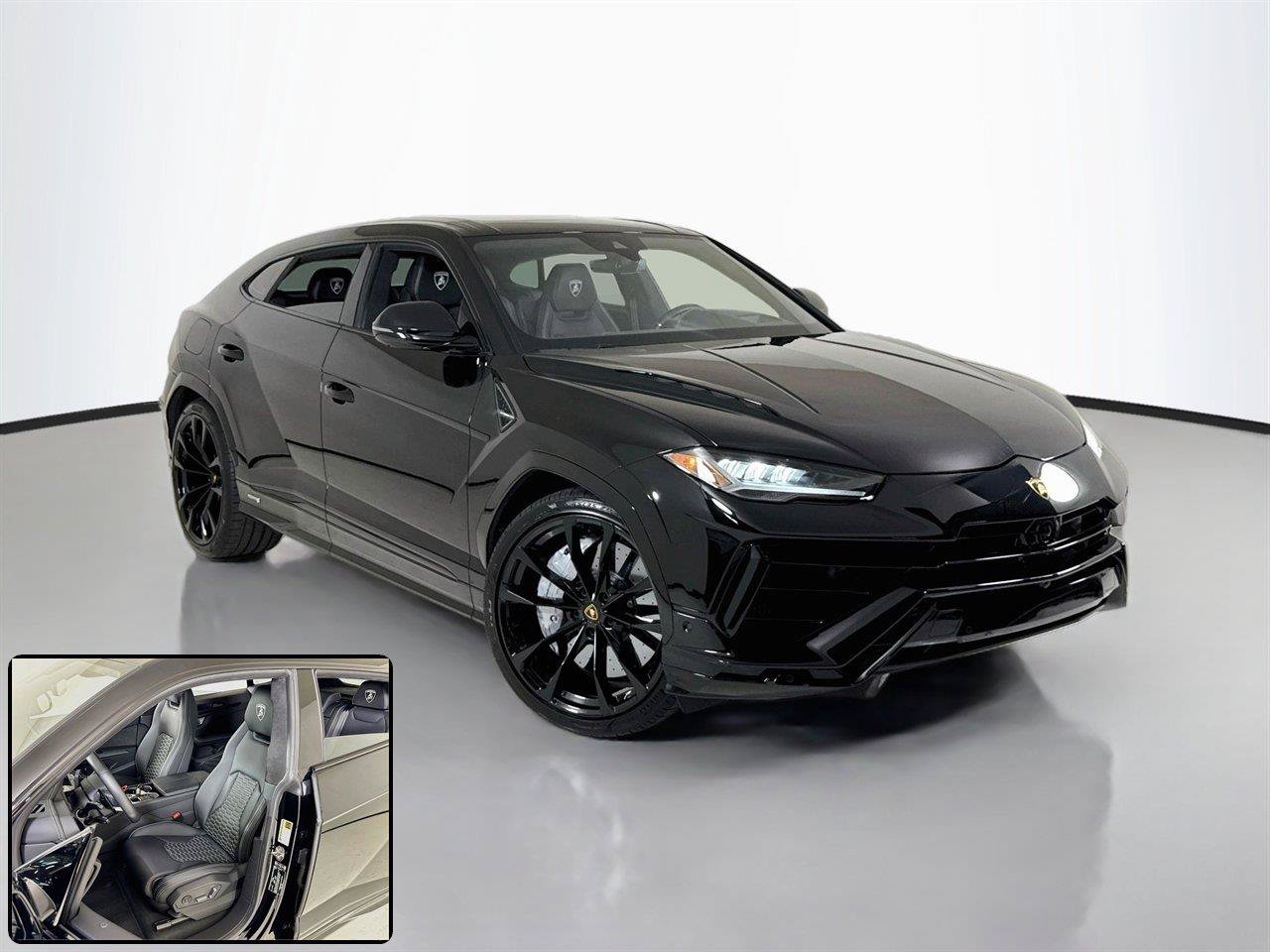 Used 2023 Lamborghini Urus S AWD/4WD image 2