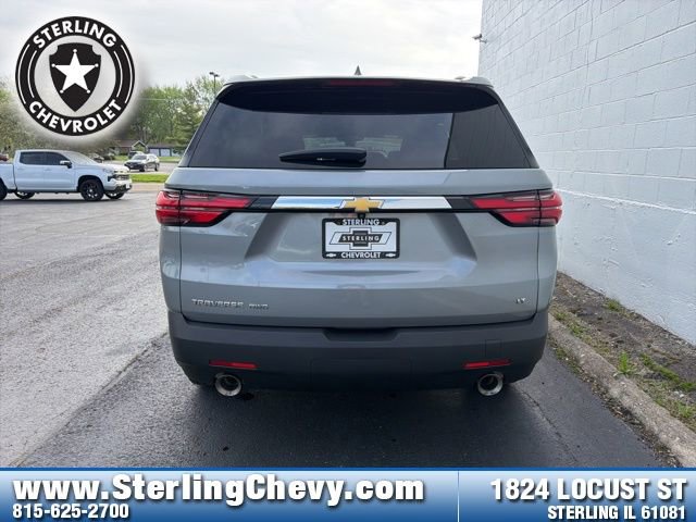 Used 2023 Chevrolet Traverse LT w/ LPO, Floor Liner Package AWD/4WD image 4