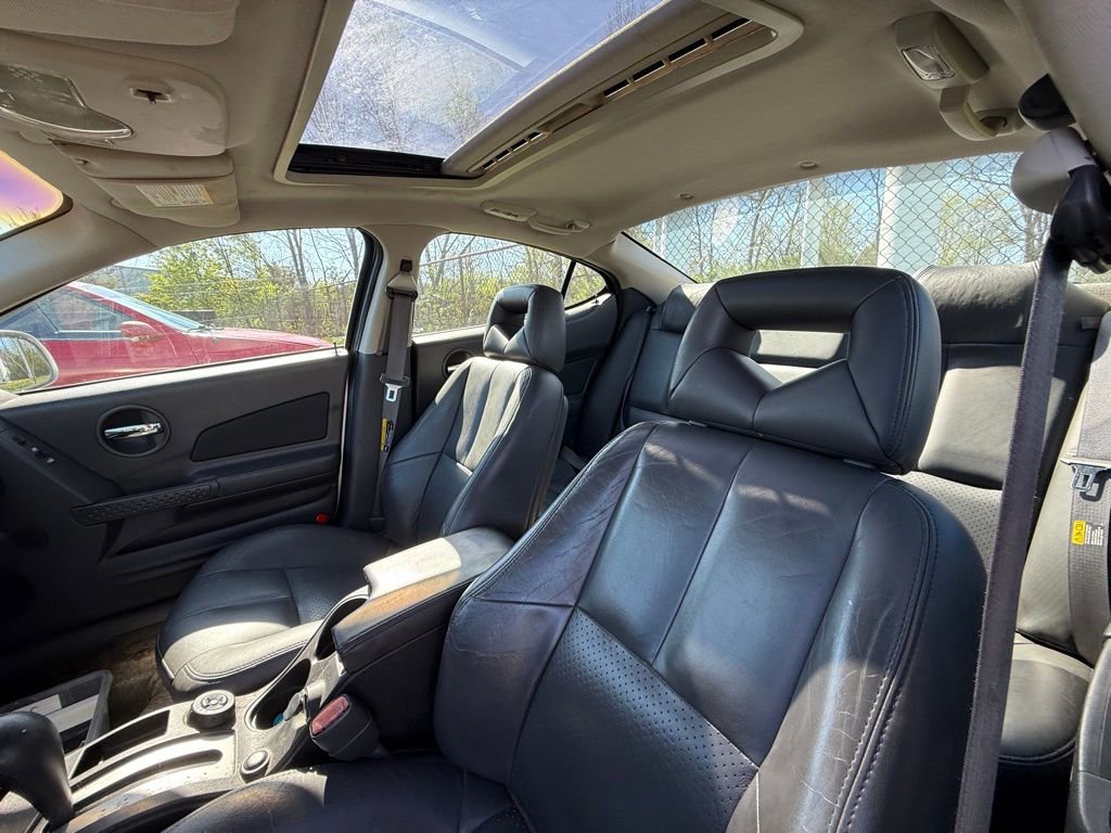Used 2004 Pontiac Grand Prix GT2 w/ Leather Trim Pkg image 12