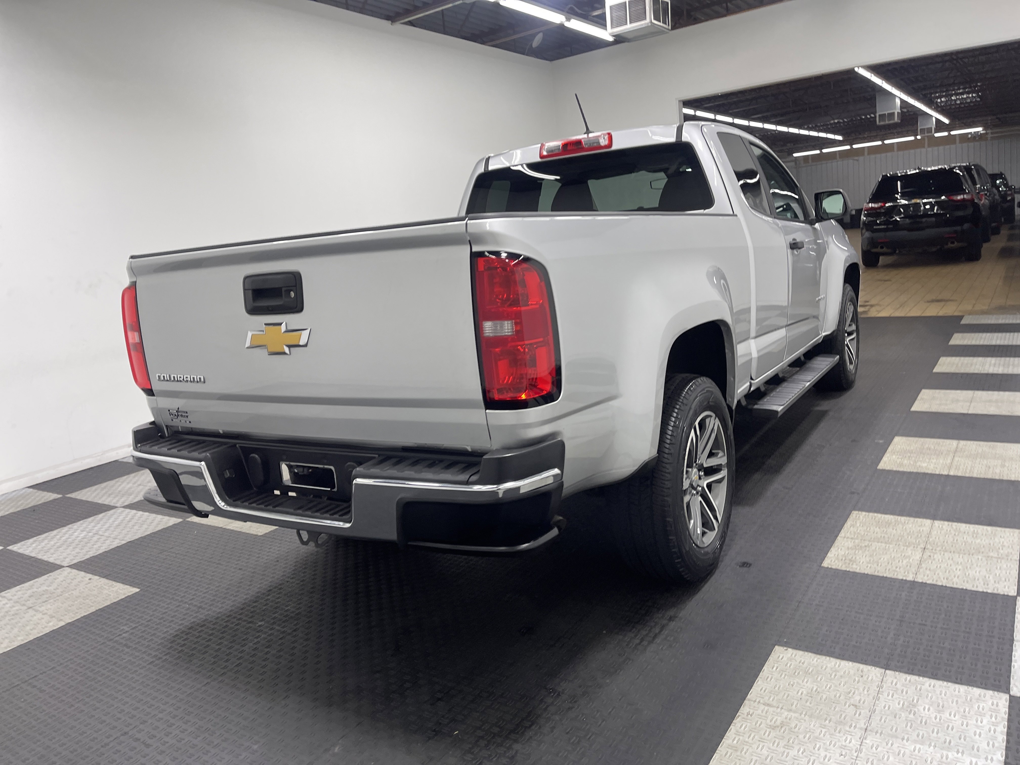 Used 2019 Chevrolet Colorado W/T image 5