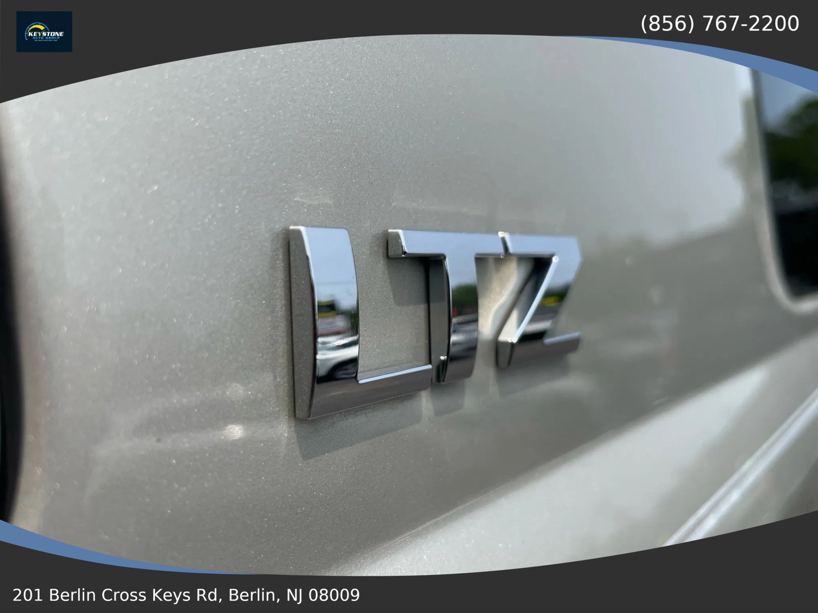 Used 2015 Chevrolet Suburban LTZ w/ Max Trailering Package AWD/4WD image 28
