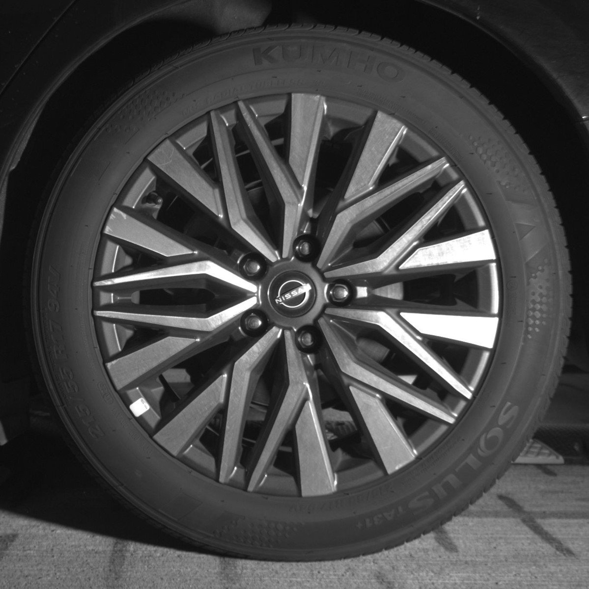 Used 2025 Nissan Altima 2.5 SV image 14