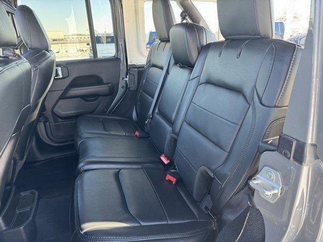 Used 2023 Jeep Wrangler Unlimited Sahara image 26
