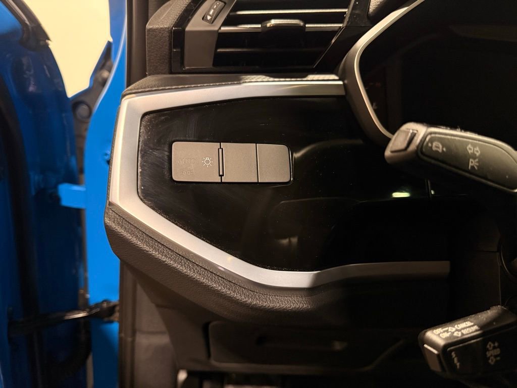 Used 2022 Audi Q3 2.0T Premium image 15